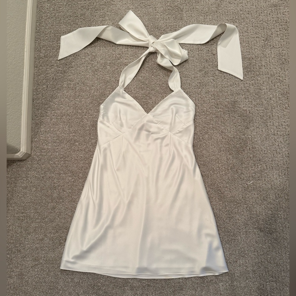 Le Rose stories Lila bow satin slip dress